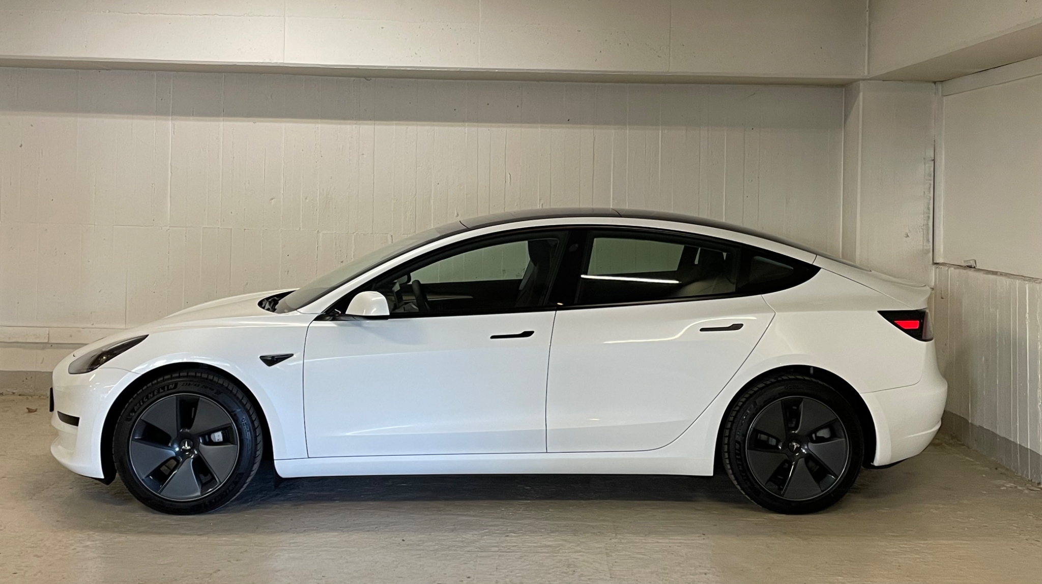 Tesla Model 3 SR + FACELIFT 2021, bild 2/46