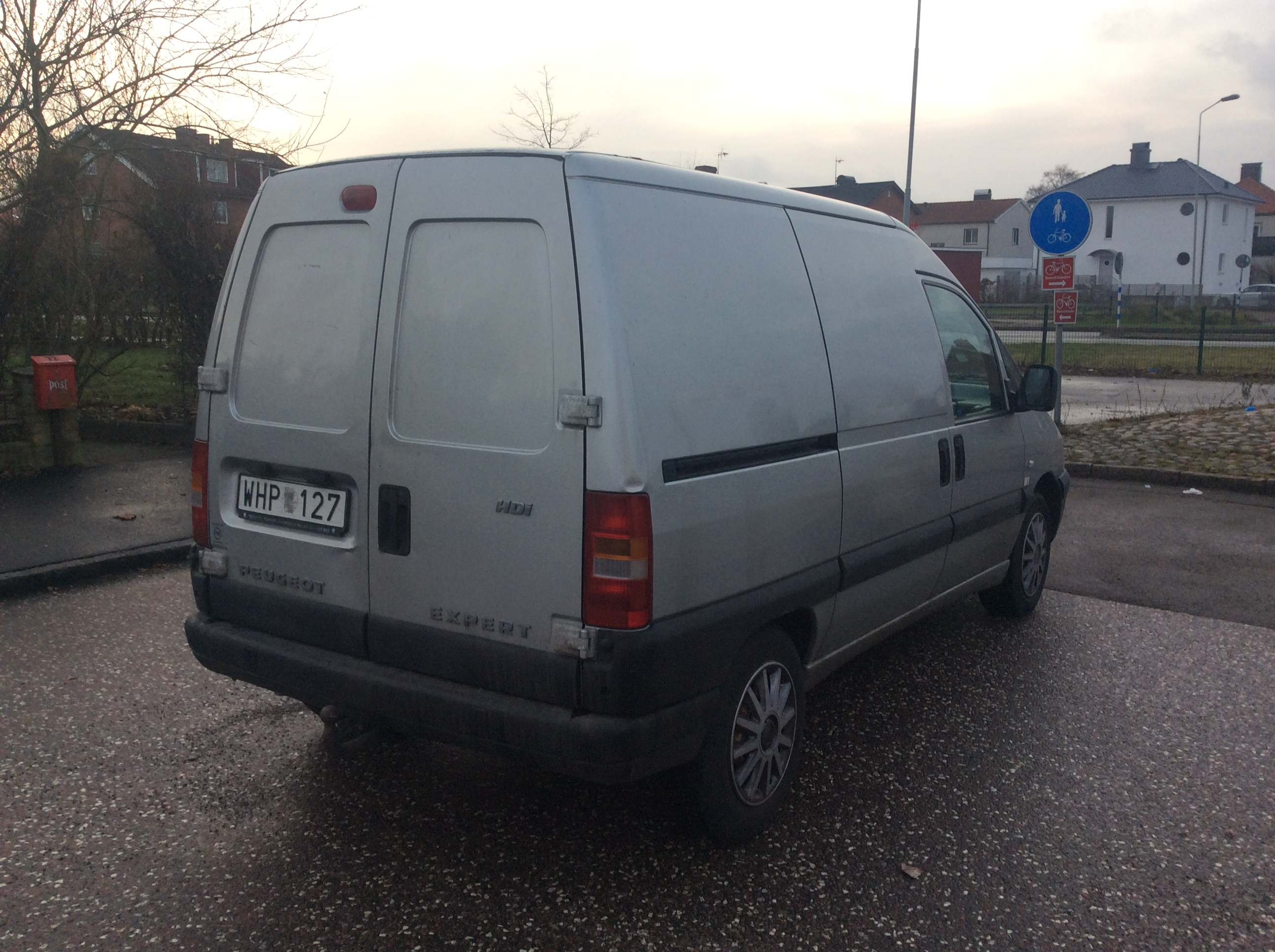 Peugeot Expert 2.0 HDi 109hk NYBesiktad 2004, bild 4/38