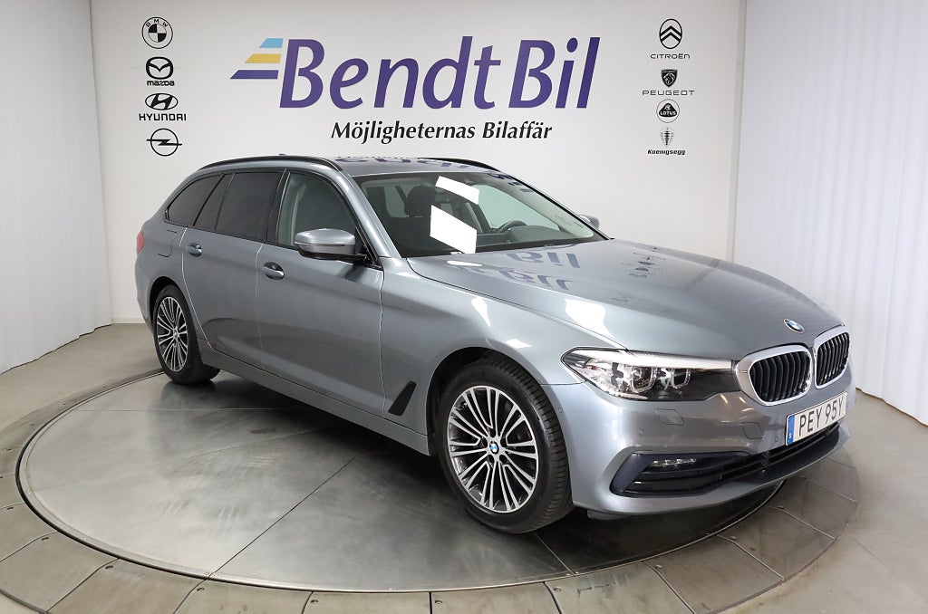 BMW 520d xDrive Touring Sport line |Värmare | Dragkrok | HiFi
