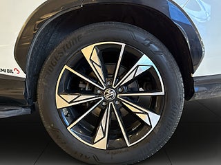 MG HS PHEV Luxury 360° GPS Pvärm Elbaklucka Skinn SoV MOMS – bild 14