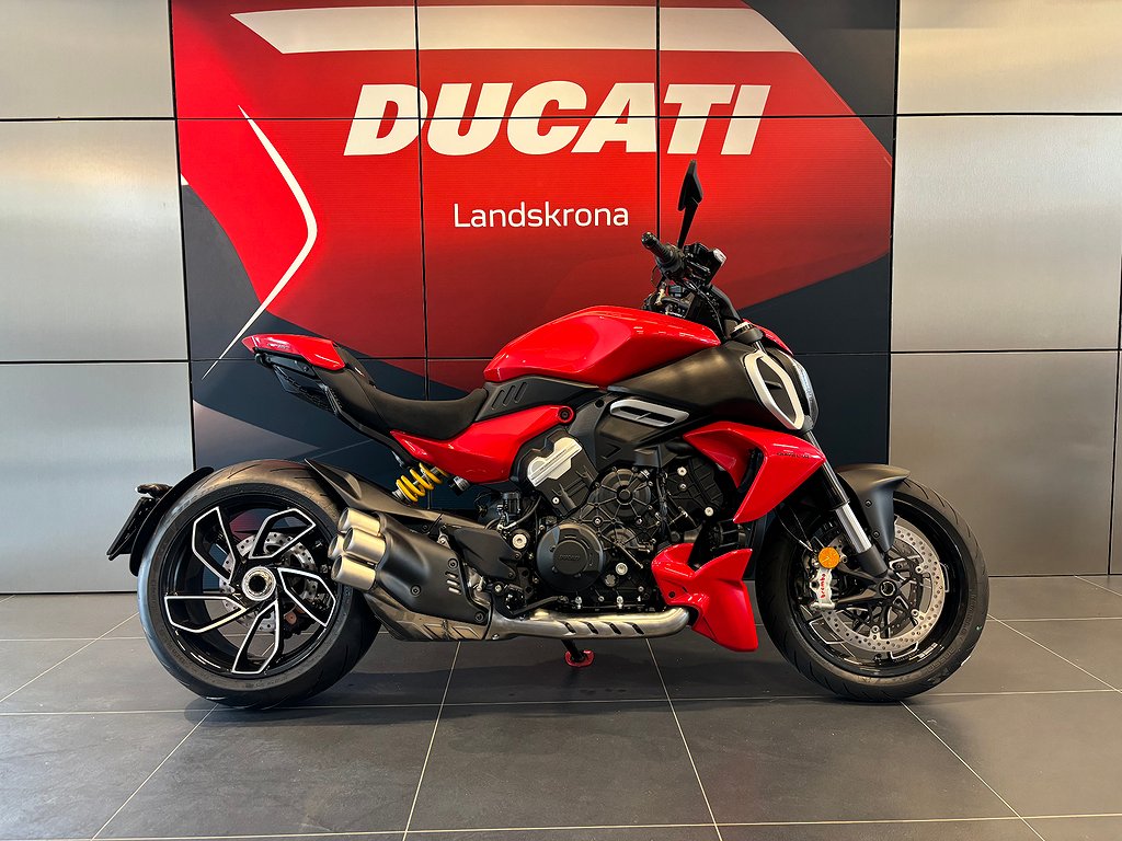 Ducati Diavel V4