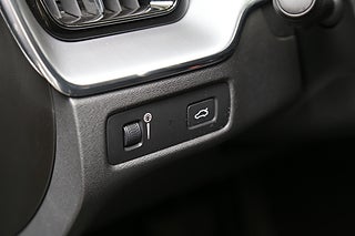 SUV Volvo XC60 12 av 28