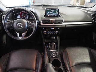 Halvkombi Mazda 3 15 av 22