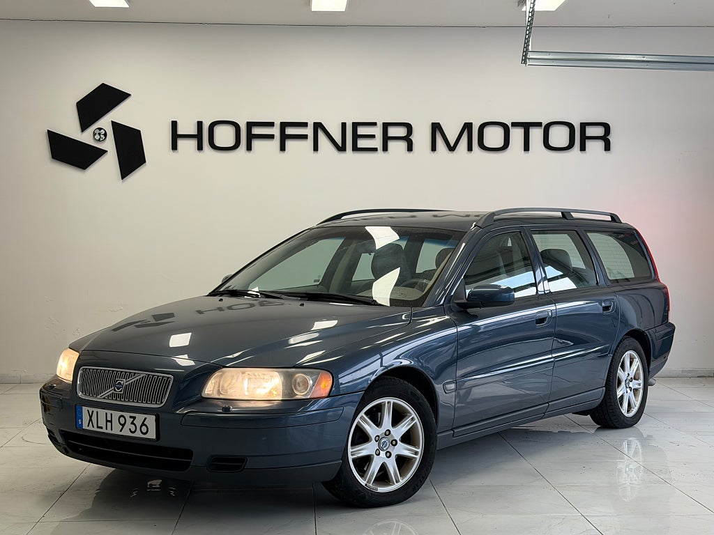 Volvo V70 2.4 Business TLF AUX USB M-Värmare Farthållare Drag