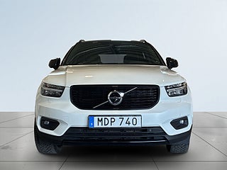 Volvo XC40 D4 AWD Aut R-Design Drag 360-kamera Pano Värmare H/K