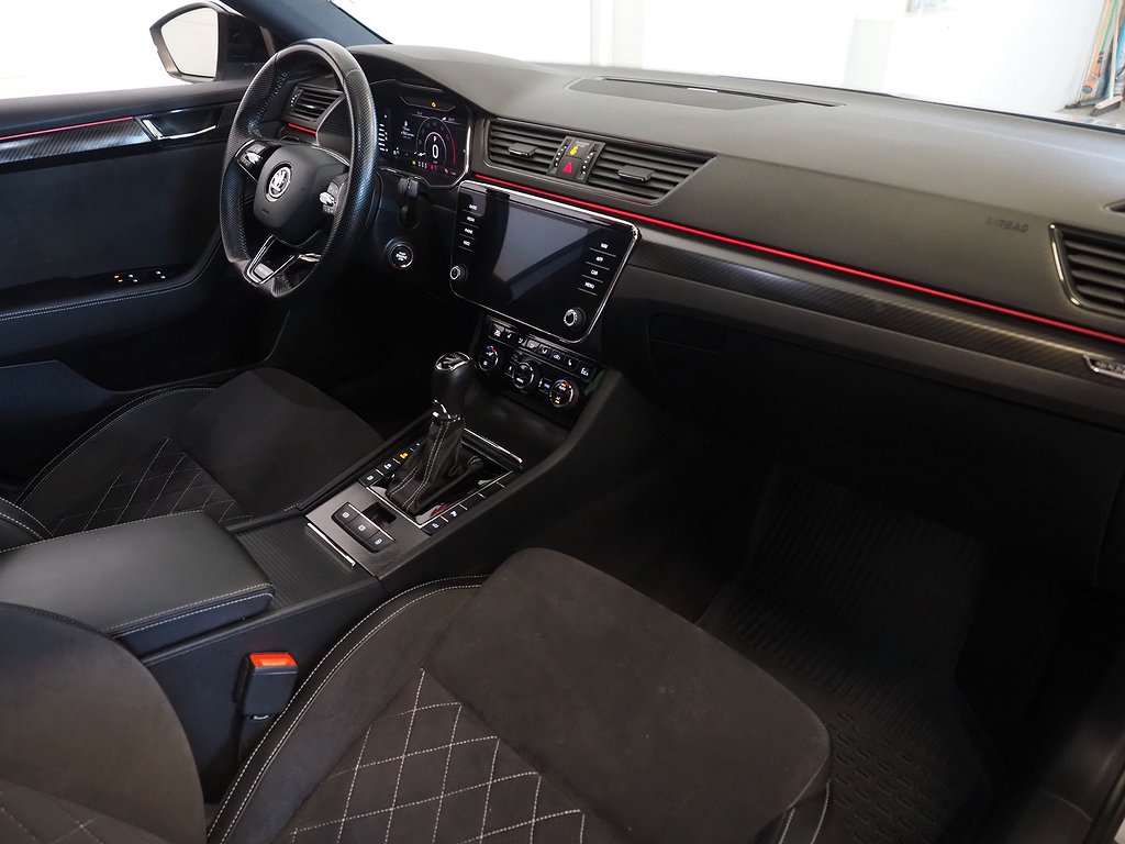 Skoda Superb iV 218hk Sportline Plug-in Hybrid |Drag|Cockpit| 2021