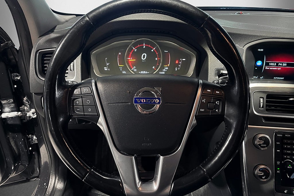 Volvo V60 D4 |Momentum | KAMREM BYTT | DRAG |VÄRMARE 2017