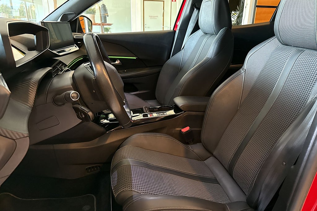 Peugeot 2008 e- Gt Pack Kamera Navi Cockpit  miniatyr 6