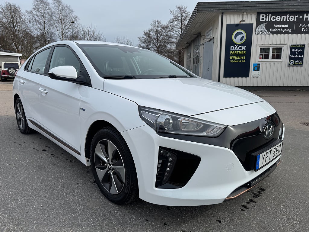 Hyundai IONIQ Electric 28 kWh Comfort Eco/ 9800 mil