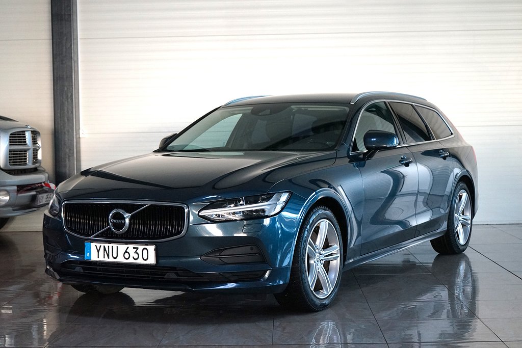 Volvo V90 T4 Geartronic Momentum VOC Carplay M-Värmare Drag   