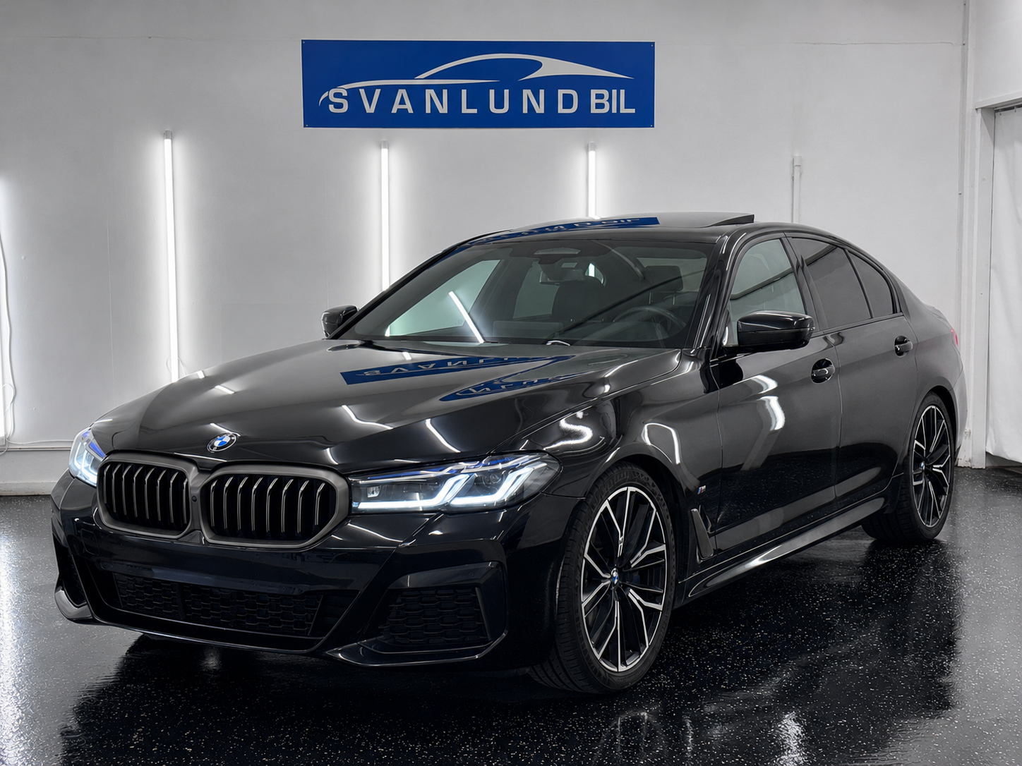 BMW M550i