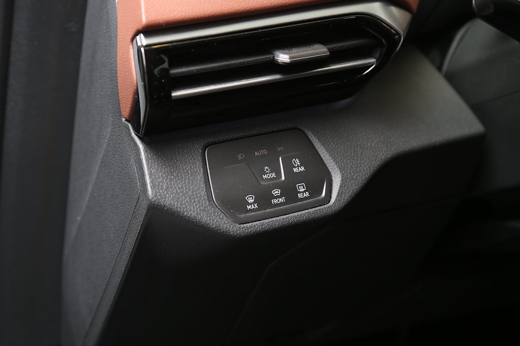 Volkswagen ID.5 Pro Performance 204hk Nyservad Dragkrok 2022