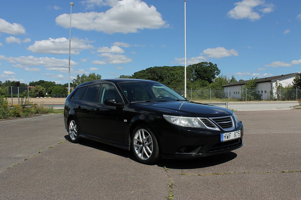 SAAB 9-3 SPORTCOMBI 1.8T ETHANOL 150 ch VECTOR BVA 4X2 - ATTELAGE - CUIR - 229000 km
