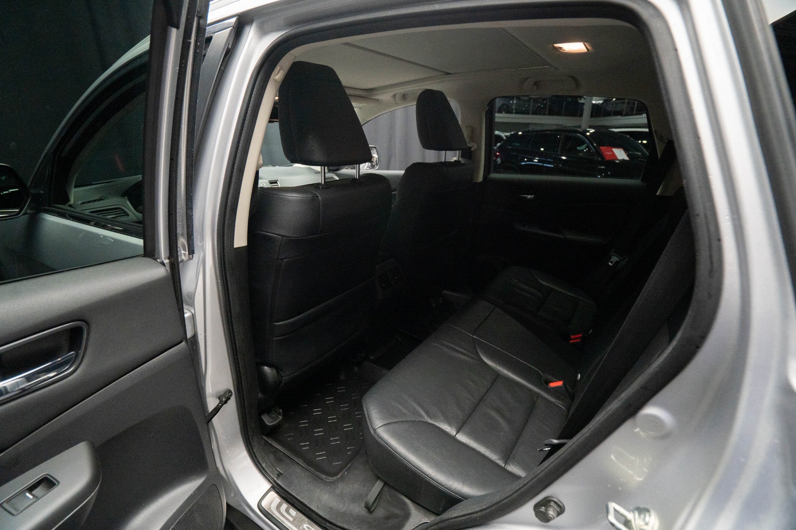 Honda CR-V 2.0 i-VTEC 4WD EXECUTIVE PANO DRAG LÄDER KAMERA ELSTOL 2013 - miniatyr 19