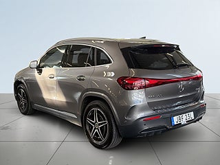 Mercedes-Benz EQA 300 4MATIC AMG Line Advanced Plus S&V/Skinn/Burmester – bild 5