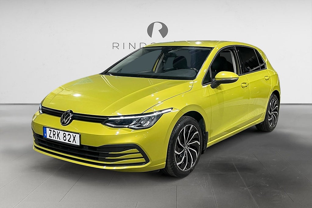 Volkswagen Golf 1.0 TSI 110 HK DRAG NAVI PDC COCKPIT 5600MIL 646KR/ÅR