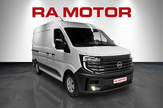 Transportbil - Skåp Nissan Interstar 1 av 14