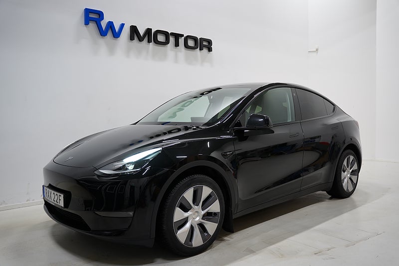 SUV Tesla Model Y 1 av 24