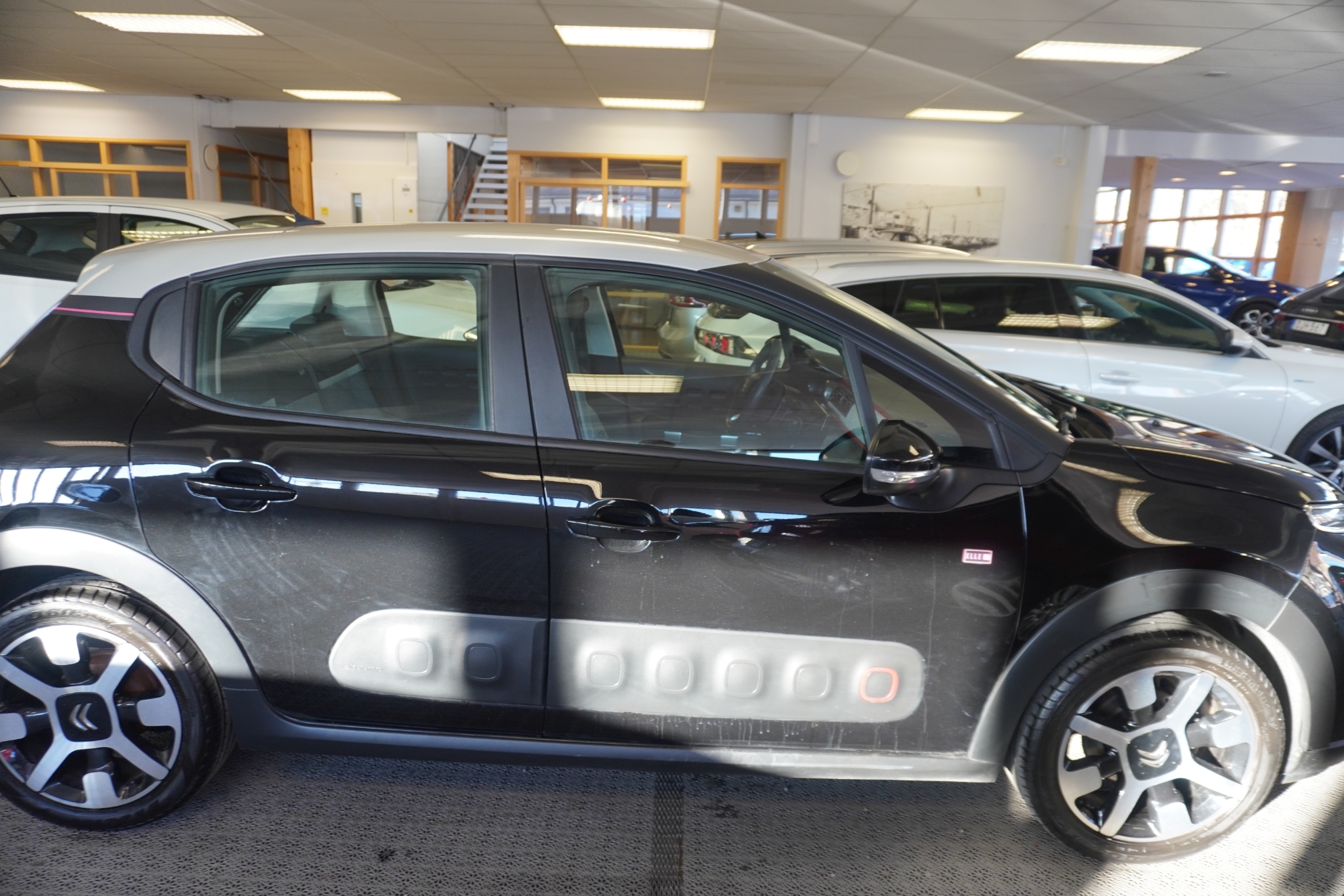 Citroen C3 1.2 VTi ELLE Euro 6(SÅLD) 2018, bild 3/46