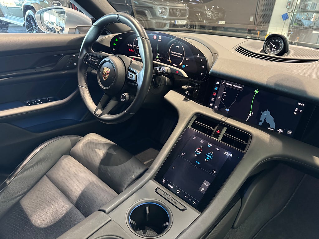Porsche Taycan 4 Cross Turismo Direct Drive - bild 9