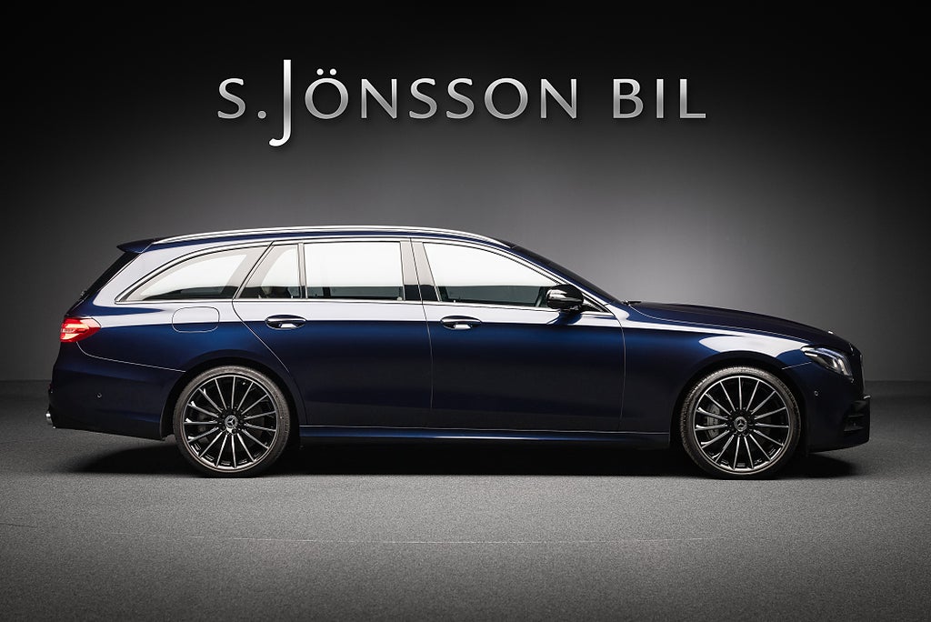 Mercedes-Benz E 53 AMG 4MATIC+ / Head Up / Massagestolar