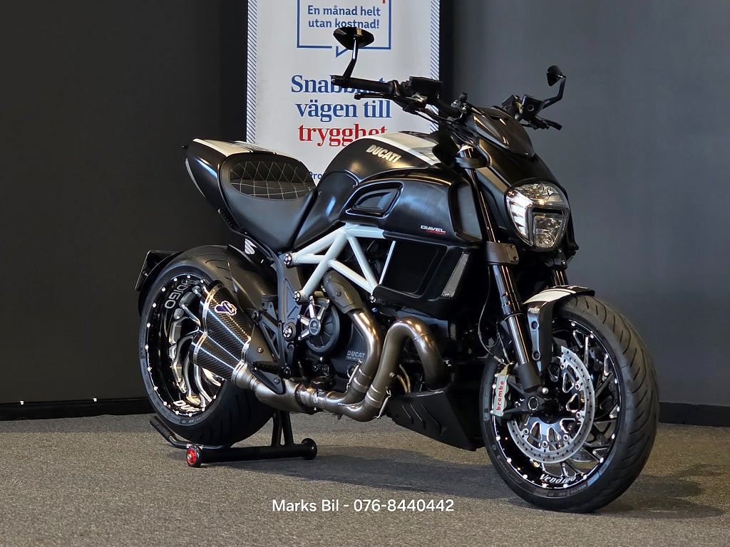 Ducati Diavel Full Carbon#Reserverad#