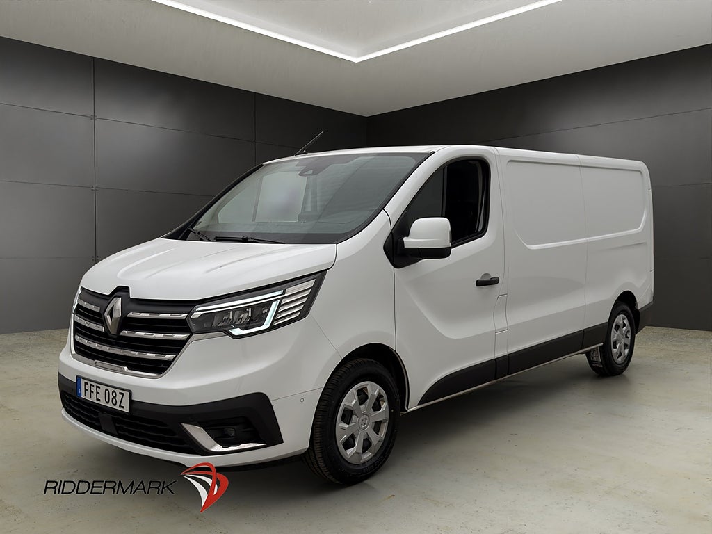 Renault trafic L2 Värmare Dragkrok LED CARPLAY B-Kamera Moms