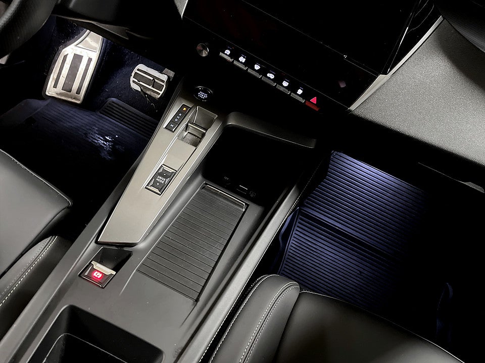 Bild på Peugeot 408 GT 1.2 PT 130hk Aut - 360,CARPLAY,ELSTOL