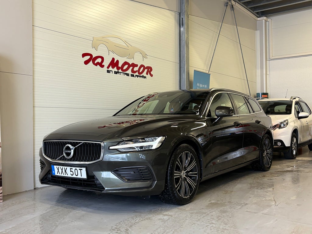 Volvo V60 Recharge T6 AWD Geartronic Momentum Euro 6