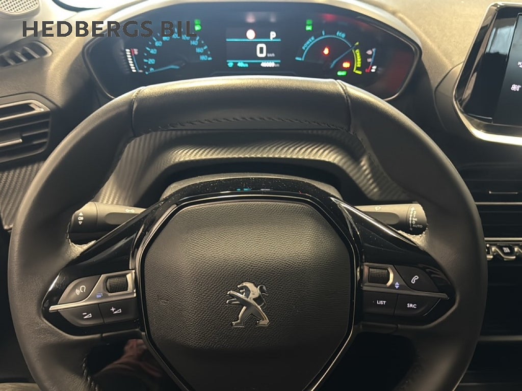 Peugeot E-208  thumbnail