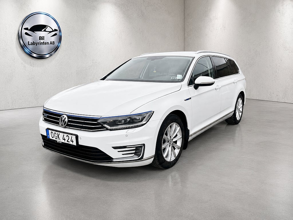 Volkswagen Passat Full Service Variant GTE 1.4 TSI ACT GTE Euro 6 Drag