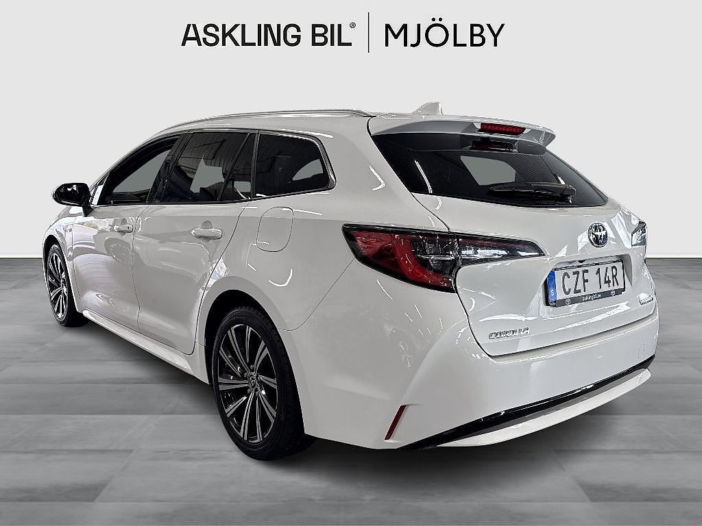 Toyota Corolla 2021 - miniatyr 3