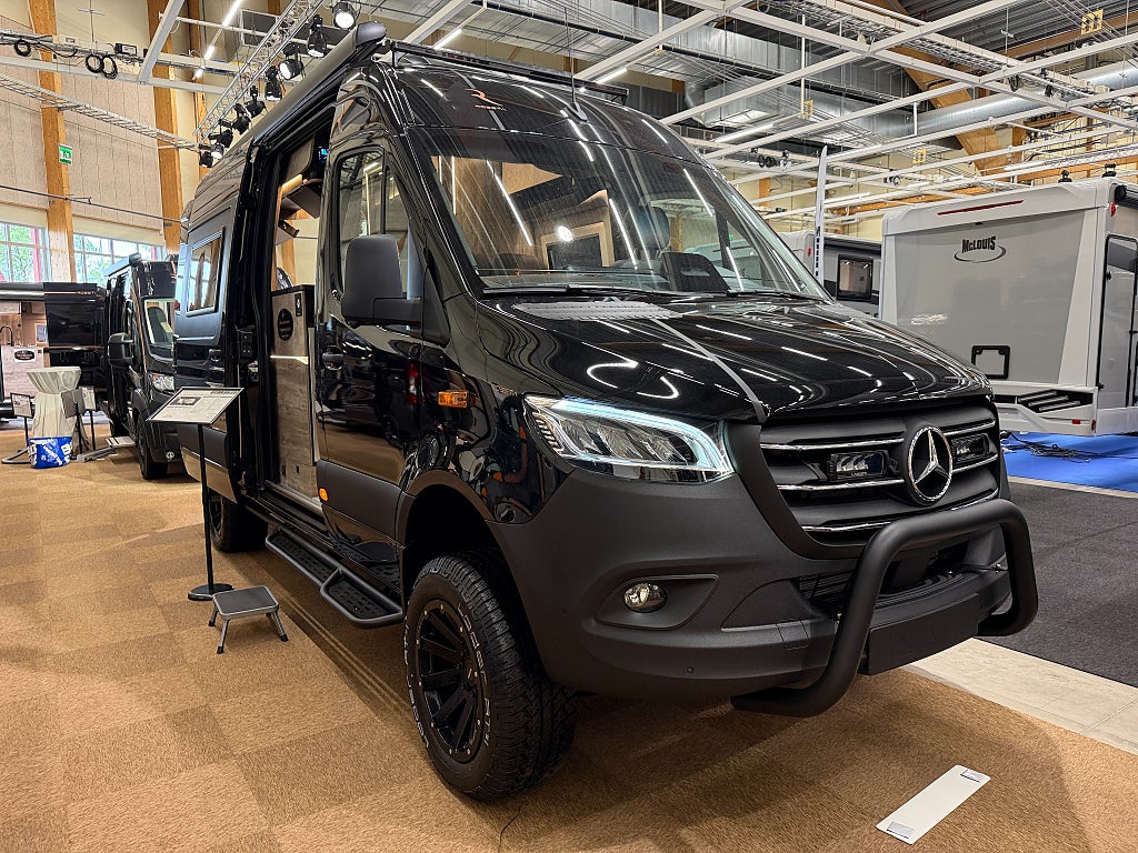 Robeta Adonis Mercedes 4x4 Off Road! 190HK AUT! 500AH litium! Inverter!