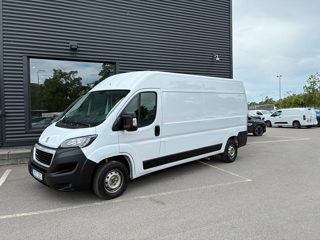 Peugeot Boxer BOXER PRO+ L3H2 335 140 hk MAN LEASEBAR