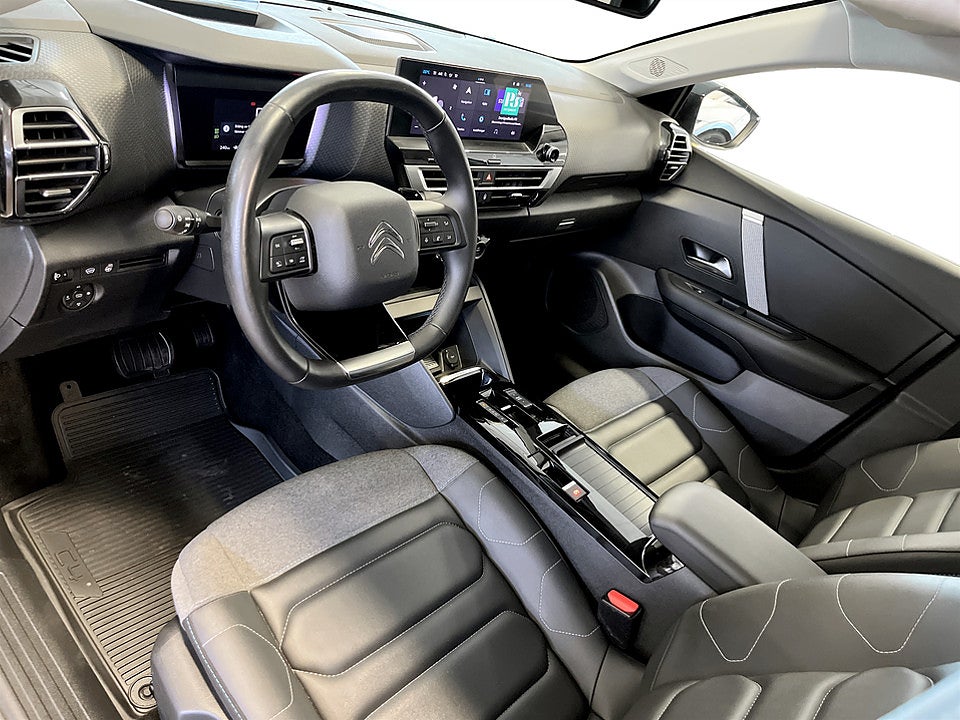 Bild på Citroën C4 Shine PT 130hk Aut B-KAMERA NAVI RATTVÄRME