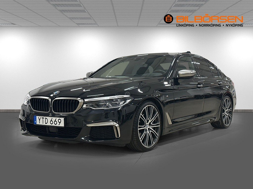 BMW M550 i xDrive Ultimate ED. SE SPEC (360°, Nightvision, Massage, B&W)