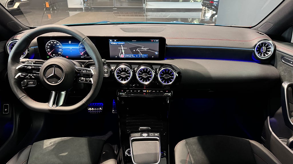 Mercedes-Benz CLA 200 Shooting Brake AMG Aut - bild 11