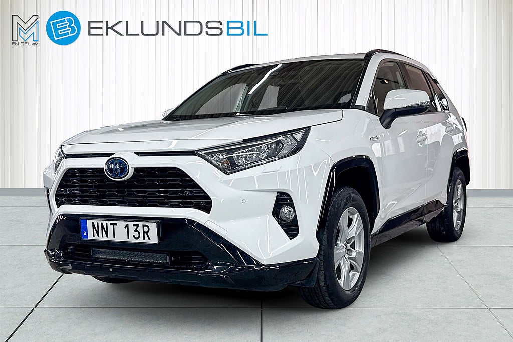 Toyota RAV4 Hybrid AWD-i E-CVT Backkamera Rattvärme Navi 222hk