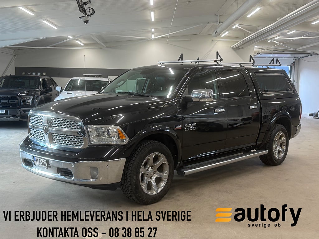 Dodge RAM 1500 Crew Cab 5.7 V8 HEMI 4x4 LARAMIE KÅPA MOMS LUFT