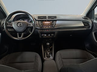 Skoda Fabia Kombi 1.0 TSI DSG Style S&V-hjul/Carplay/Psens/Drag – bild 8