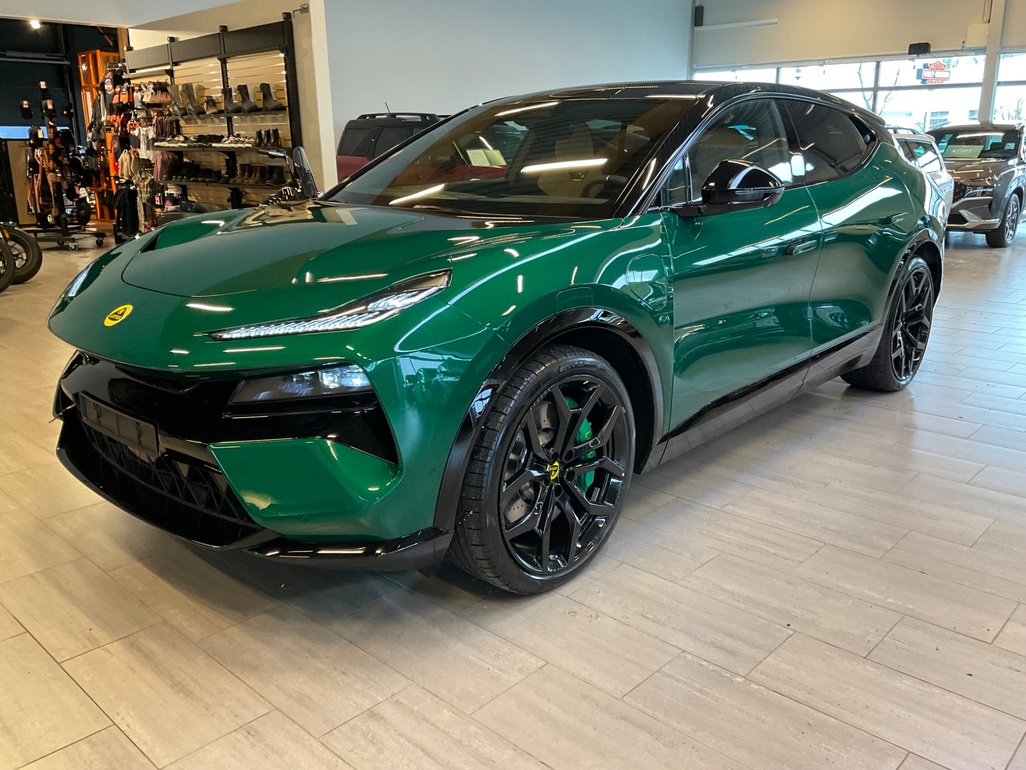Lotus Eletre