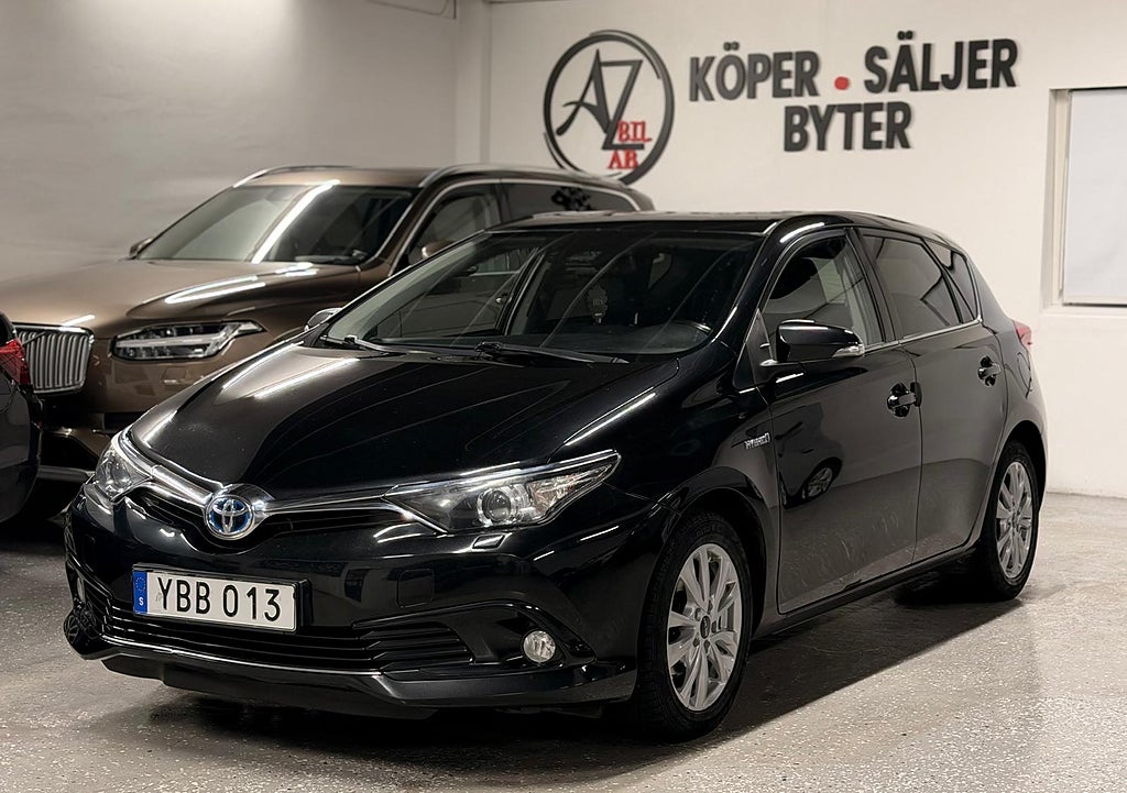 Toyota Auris Hybrid e-CVT Active Plus, Comfort  kamera fintskick