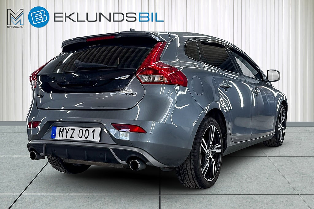 Volvo V40 2018