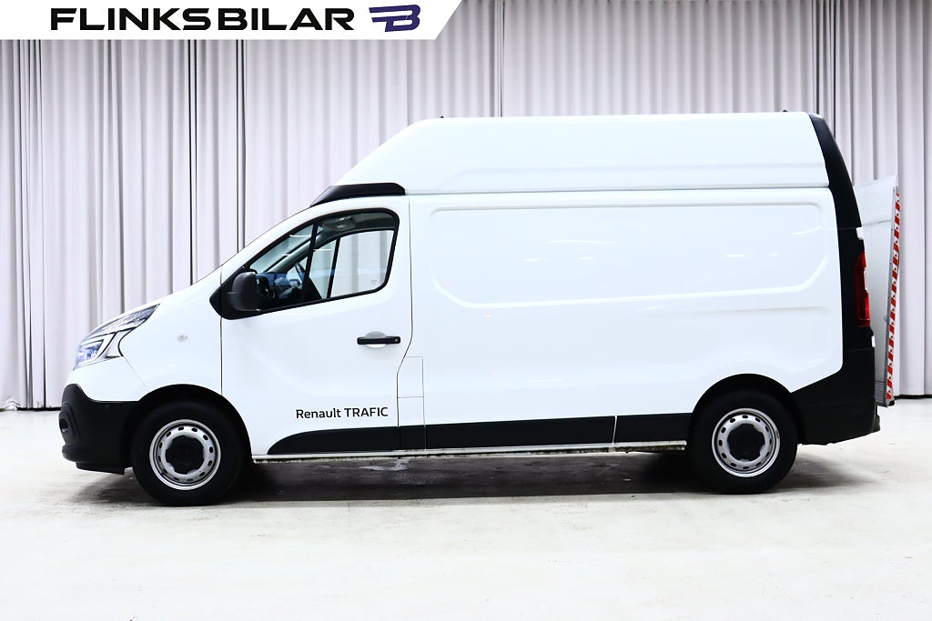 Renault trafic 145HK L2H2|Högtak|Bakgavellyft|EnÄgare|Moms