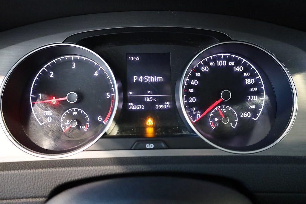 Volkswagen Golf 5-dörrar 1.6 TDI  4Motion Drag Värmare Blåtand Carplay 2016