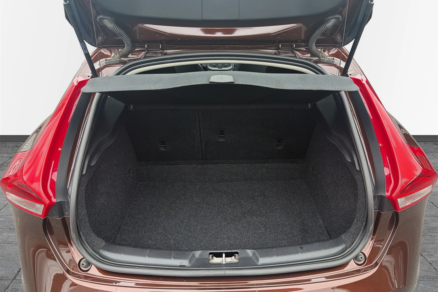 Volvo V40 Cross Country D2 Momentum Business Advanced Drag 2018 - miniatyr 36