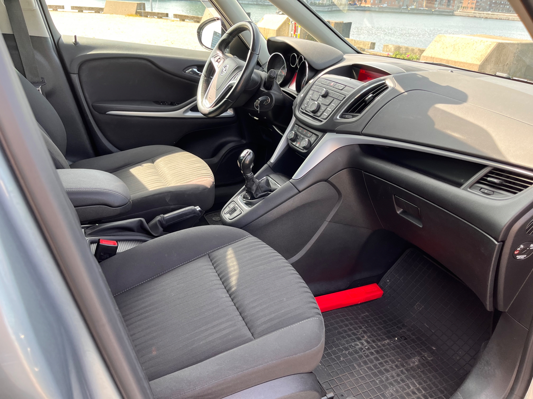 Opel Zafira Tourer 2012, bild 7/36