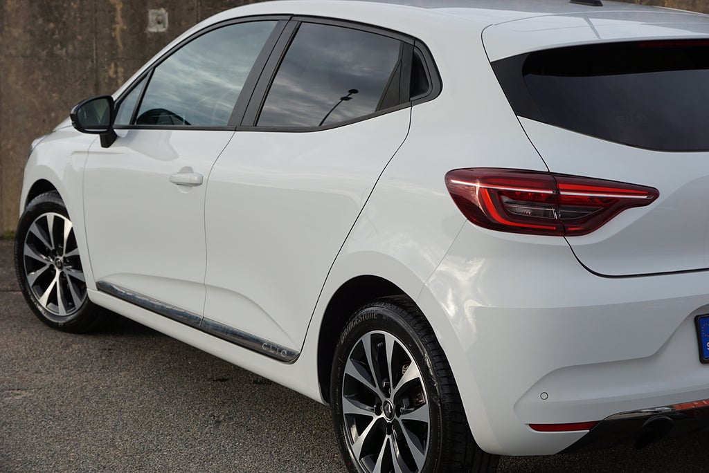 Renault Clio 1.0 TCe Zen 100hk "GPS "P-Sensorer "492kr Skatt"