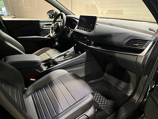 SUV Nissan Qashqai 6 av 24