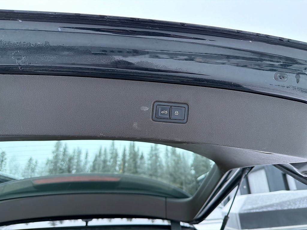 Audi Q7 2016 - miniatyr 17